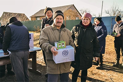 Help Ukraine and reduce your tax bill. How to deduct donations from your taxes?